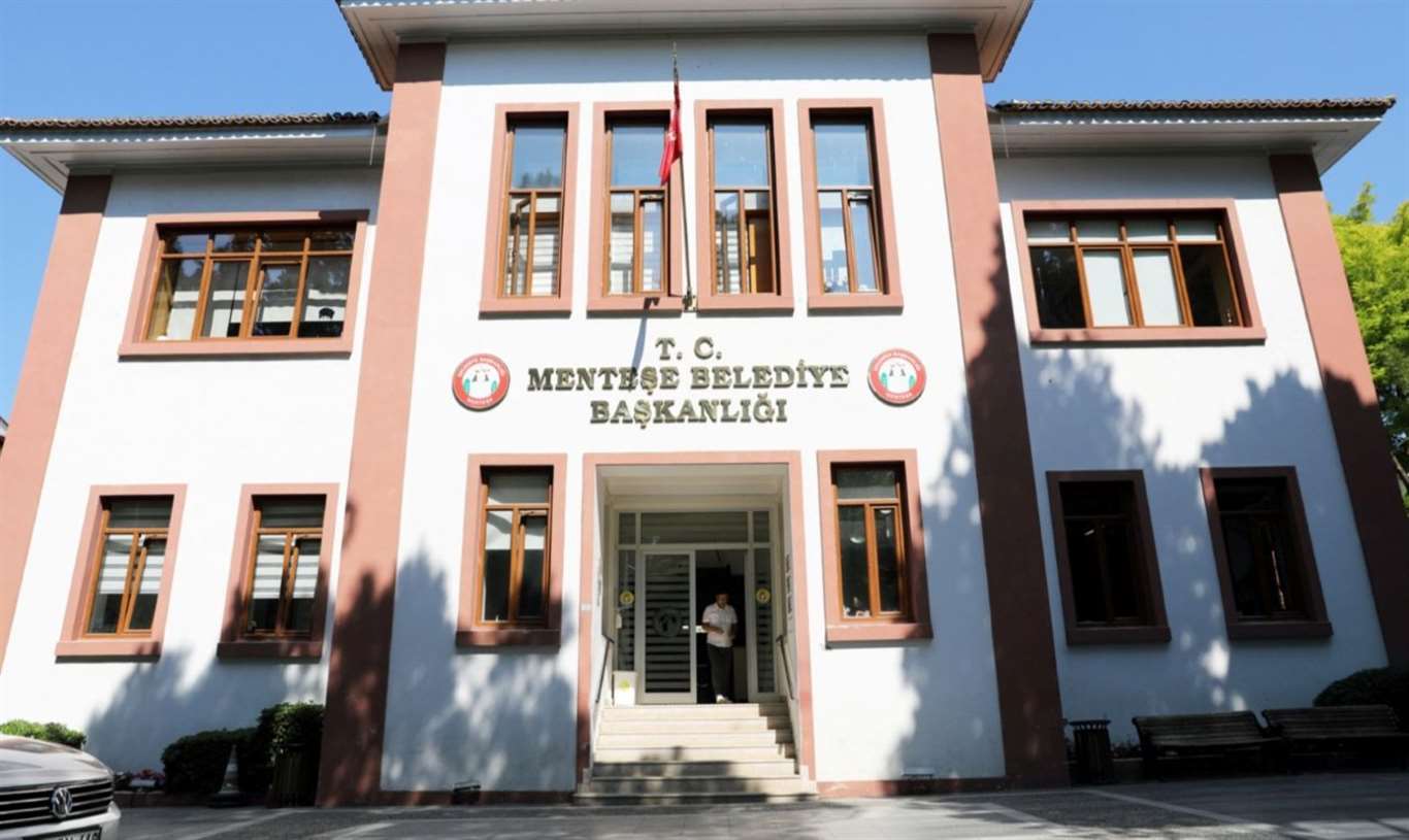 Menteşe Belediyesi hakem heyeti kararını beklemeyecek, zamlı maaşlar hesaplara yatırılıyor haberi